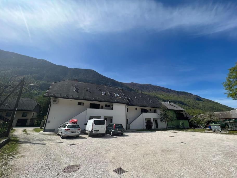 Apartma Jasna Bovec Exteriör bild